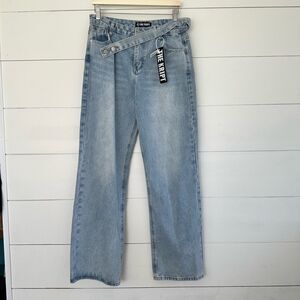 The Kript Women’s Extra Large Blue Denim Assymetrical Wide Leg Jeans New NWT